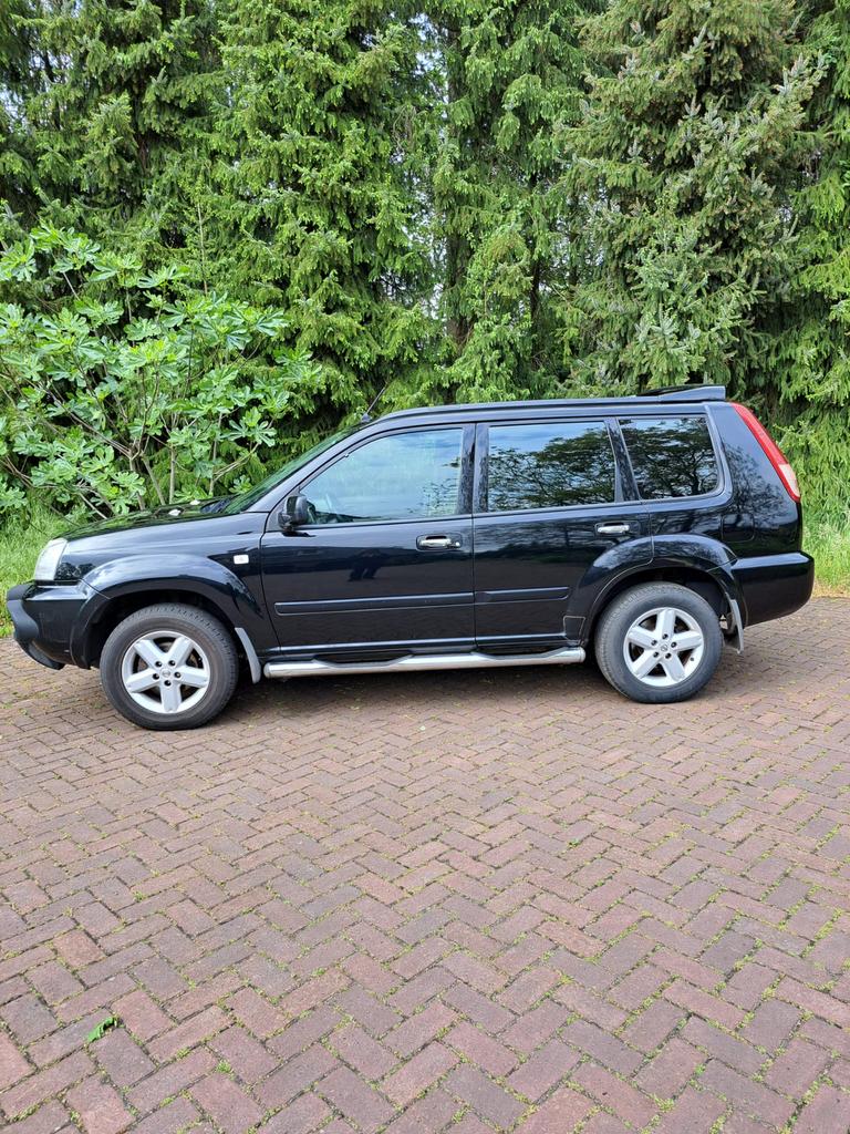 Nissan X-Trail 2.5 2004 export mogelijk!, 164 pk, Zwart, 4 cilinders, 2000 kg