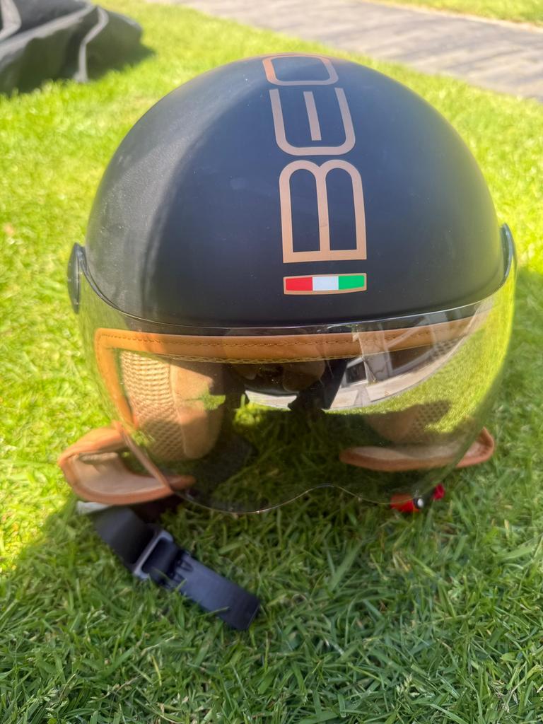Beon Design luxe mat zwarte scooter helm maat L, Ophalen of Verzenden, Gebruikt, Large