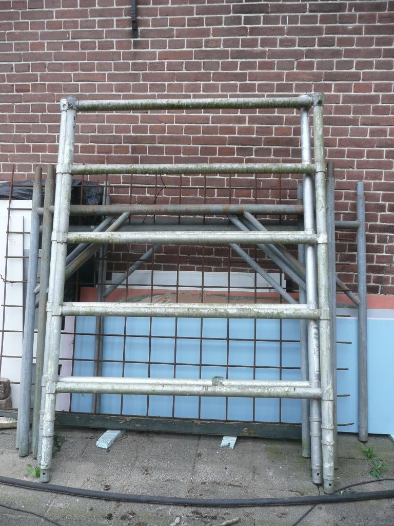 aluminium steigeronderdelen, Ophalen, Gebruikt, Gevelsteiger, Minder dan 2 meter