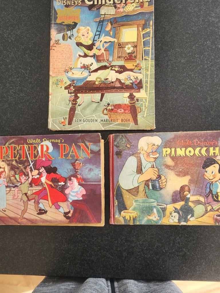 3 Disney verzamelalbums, Ophalen of Verzenden, Peter Pan of Pinokkio, Gebruikt, Overige typen