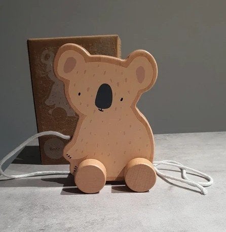 Houten trekdier beer Petite Amélie | baby speelgoed, Kinderen en Baby's, Speelgoed | Houten speelgoed, Ophalen of Verzenden
