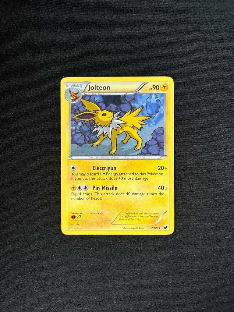 Pokémon kaart Jolteon 37/108, Ophalen of Verzenden, Zo goed als nieuw, Losse kaart