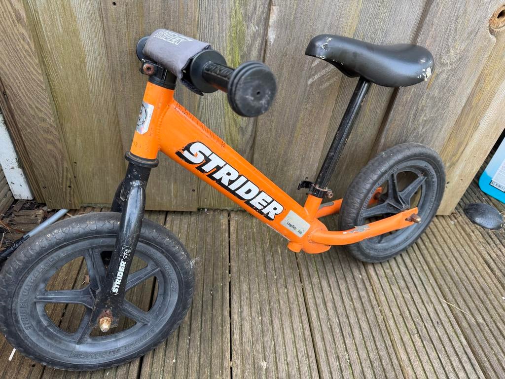 Strider loopfiets oranje - Ideaal voor jonge kinderen, Kinderen en Baby's, Speelgoed | Buiten | Voertuigen en Loopfietsen, Gebruikt