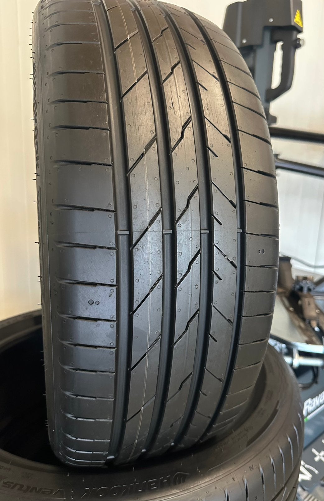 4 Stuks Hankook 225 45 19 Zomerbanden Inclusief Montage, Auto-onderdelen, Banden en Velgen, 19 inch, Hankook, Nieuw, Ophalen of Verzenden