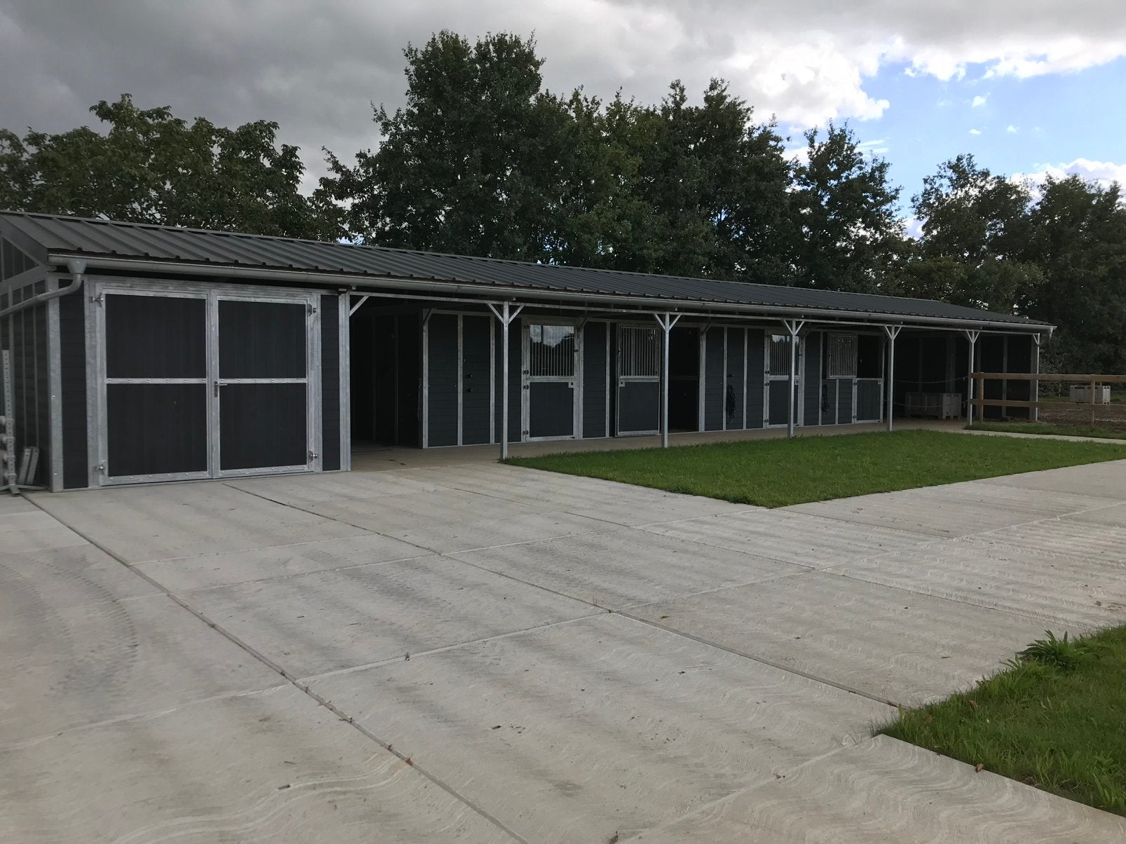 Stalling beschikbaar in Oeffelt (nb), Dieren en Toebehoren, Stalling