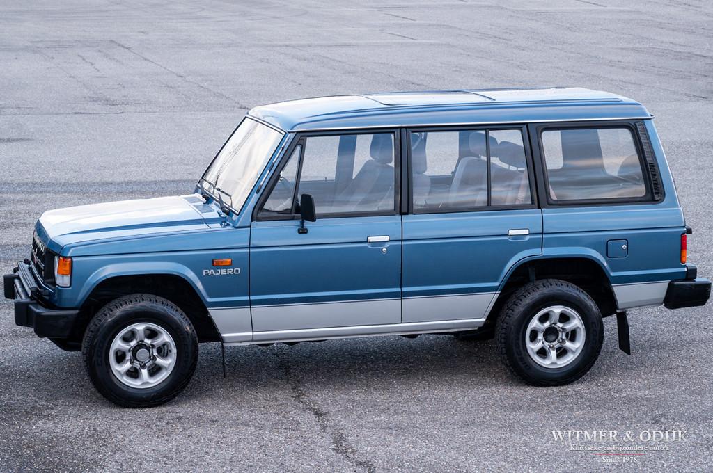 Mitsubishi Pajero Classic 3.0 V6 Long Body (bj 1990), Auto's, Automaat, Gebruikt, Blauw, Bedrijf