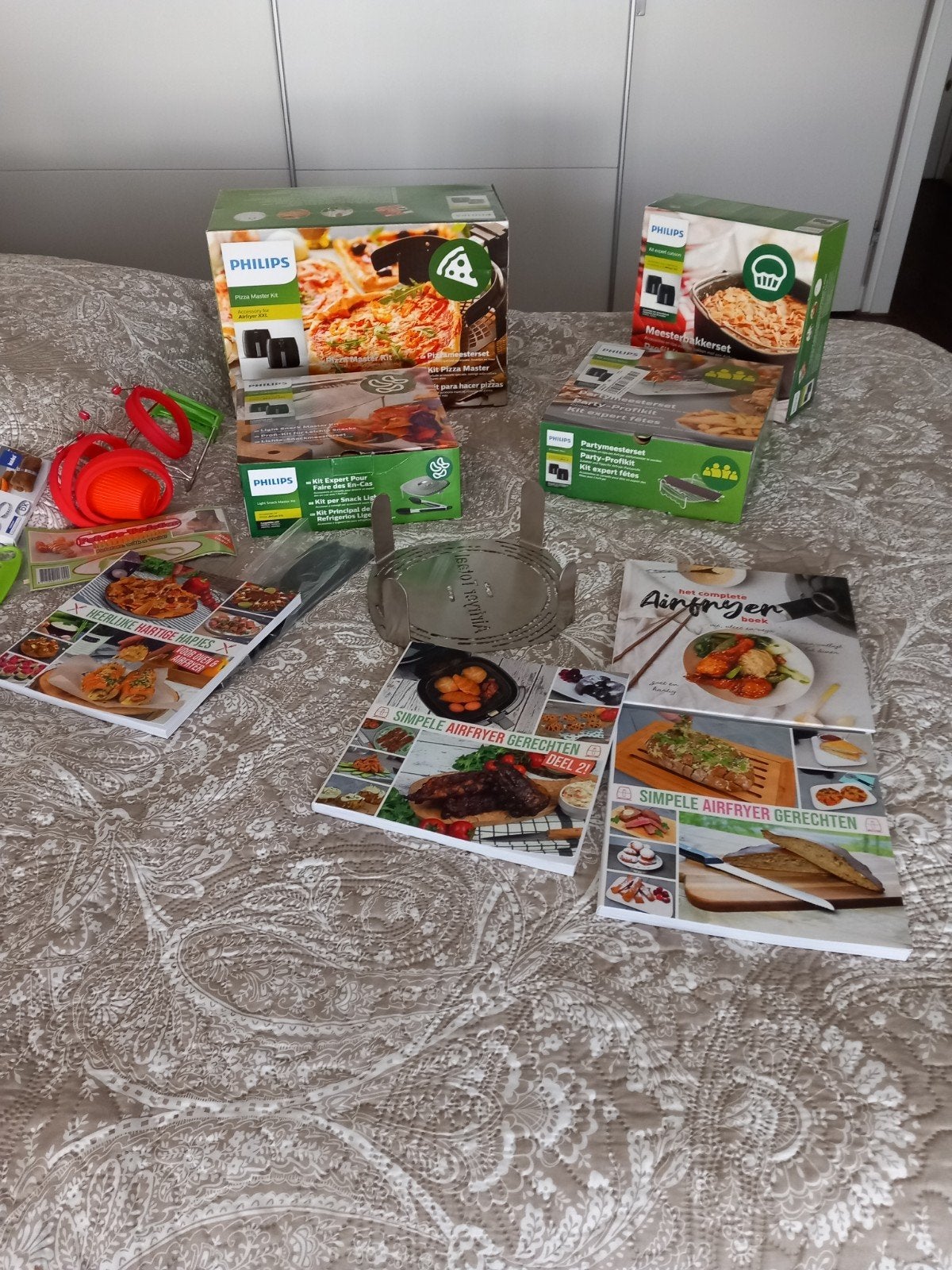 Foto 2 van airfryer benodigheden