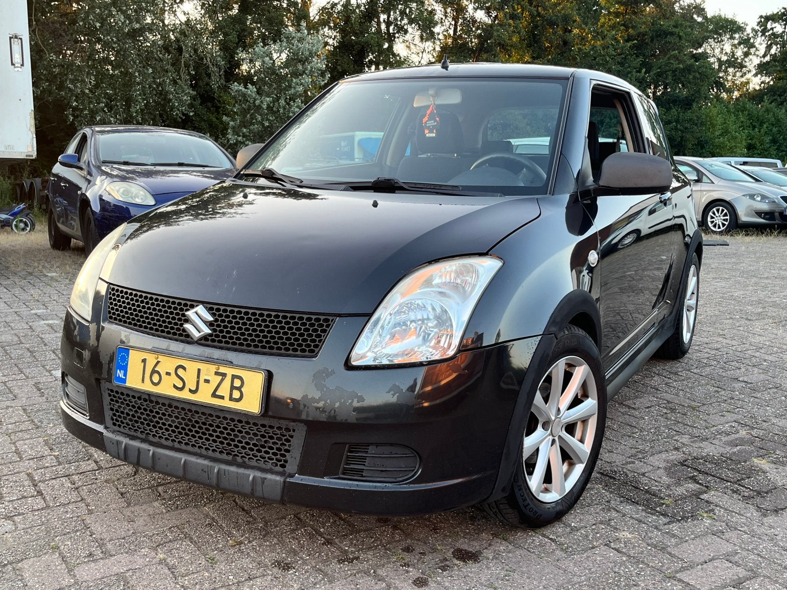 Suzuki Swift 1.3 3D 2006 Zwart / BENZINE / ELECTR RAMEN /APK, Auto's, Suzuki, Bedrijf, Swift, Benzine, C, Hatchback, Handgeschakeld
