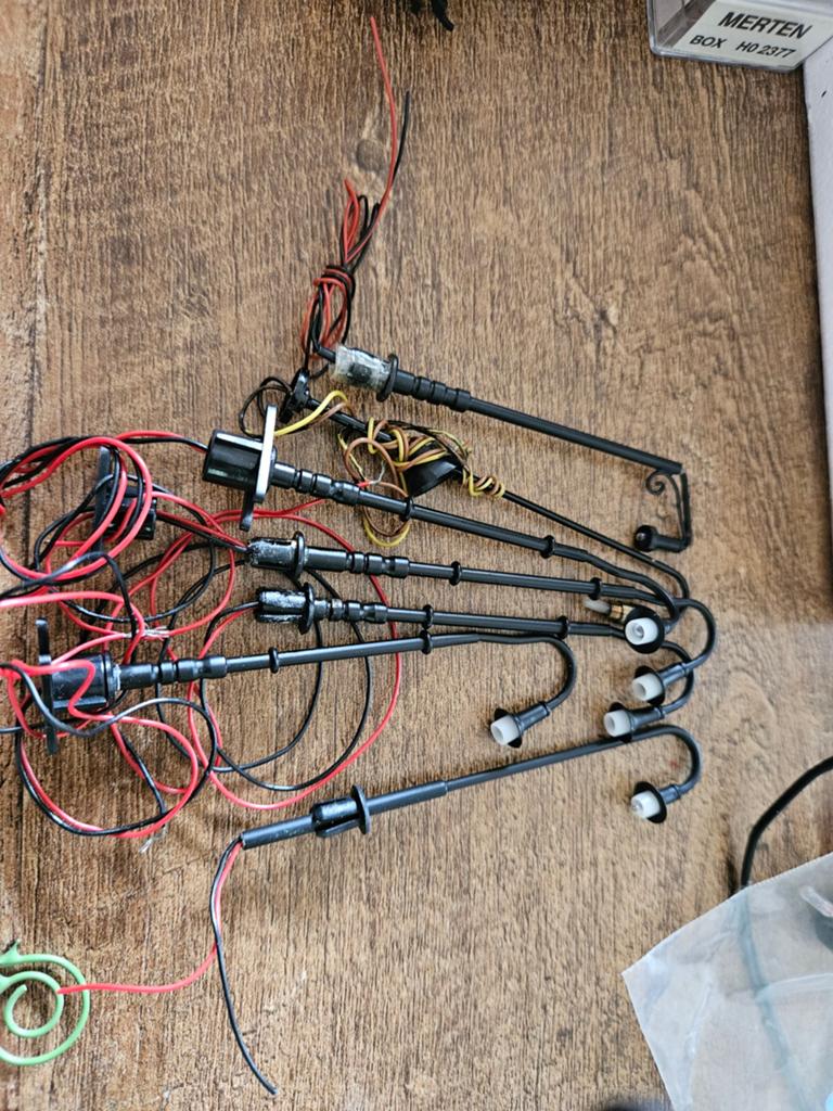 28x Diverse Verlichting HO - Modelspoorbaan Accessoires, Hobby en Vrije tijd, Modeltreinen | H0, Gebruikt, Overige typen, Ophalen of Verzenden