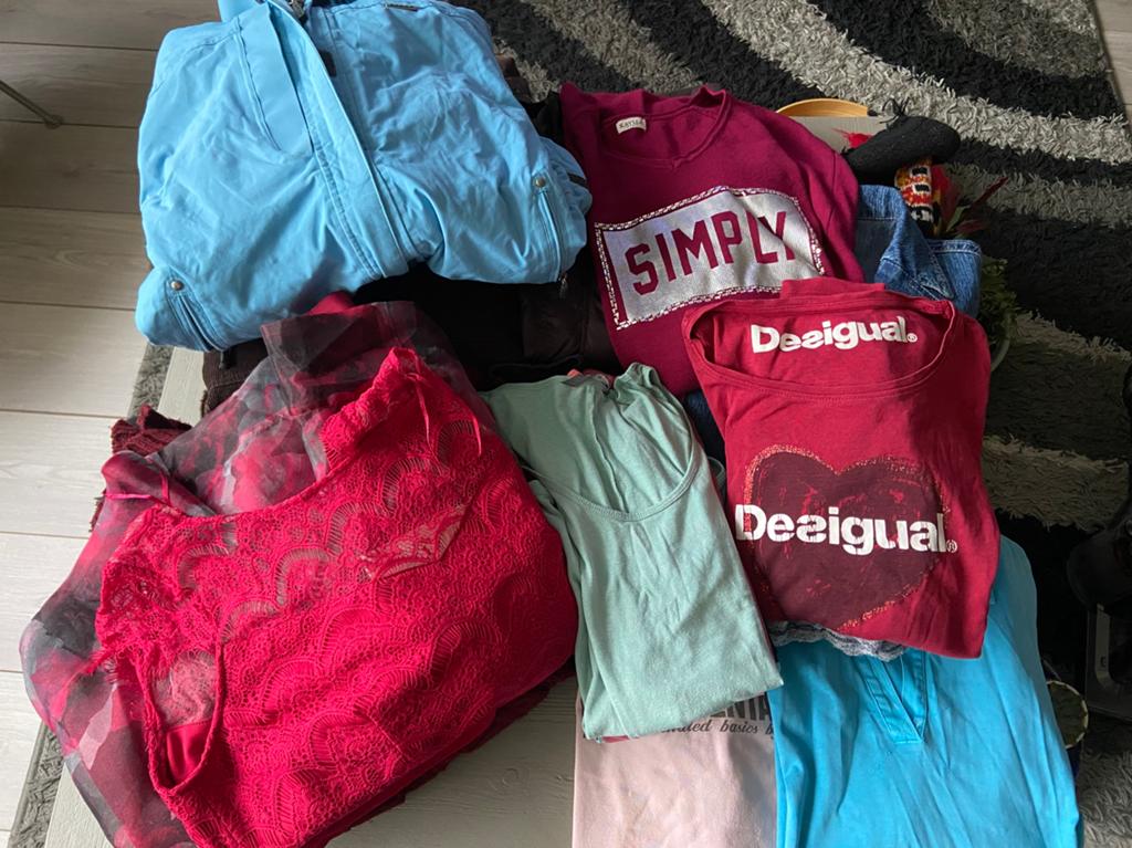 25-Delig pakketje dameskleding mt M voor 15 euro !!!, Ophalen of Verzenden, Gedragen, Maat 38/40 (M)