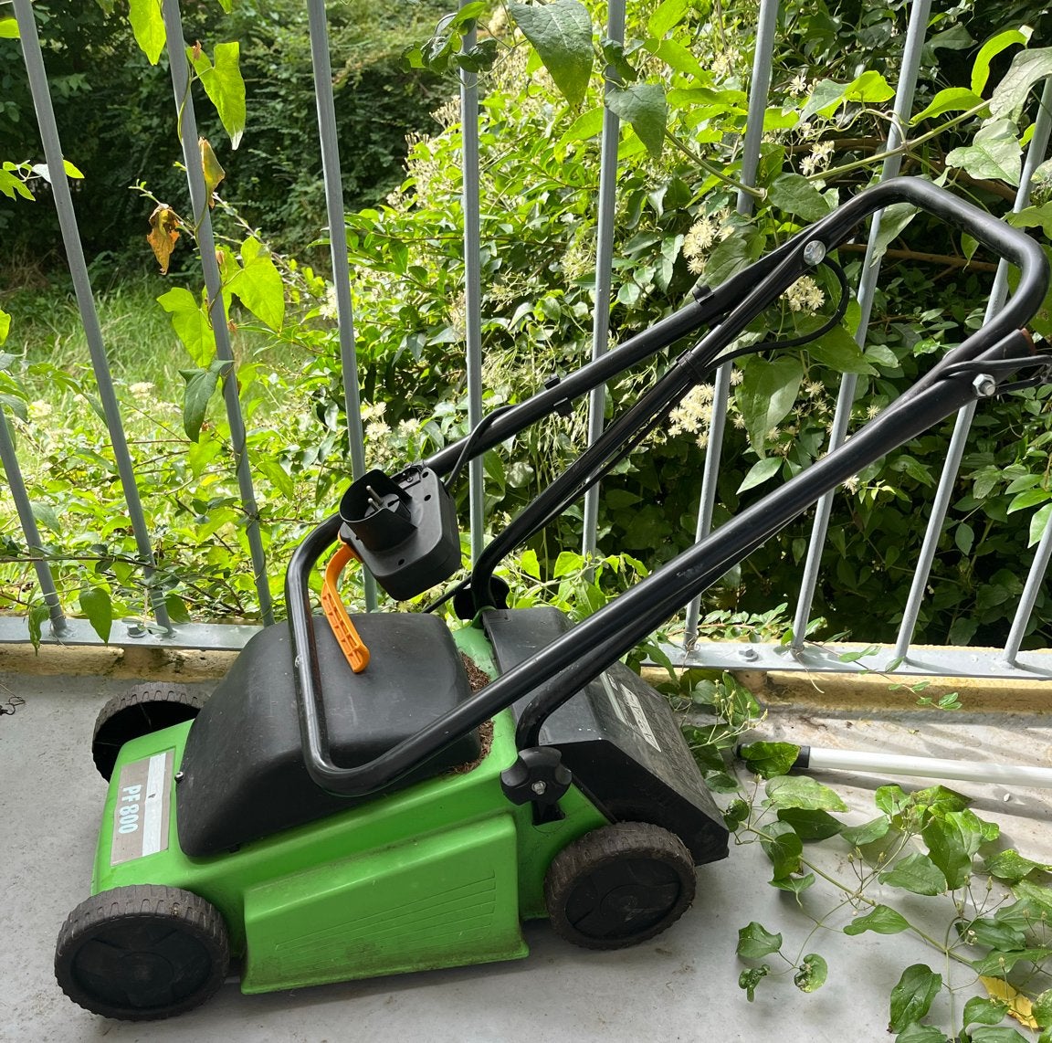 Graamaaier GARDENline PF 800 Elektrische Grasmaaier - 800W, Tuin en Terras, Ophalen, Cirkelmaaier, Gebruikt, Elektrische grasmaaier