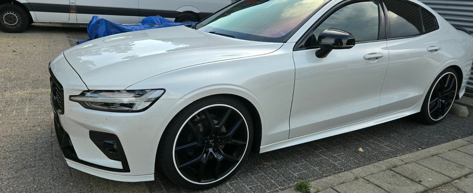 Volvo S60 T4 210 pk Geartronic Polestar Engineered 2019 Wit, Auto's, 1800 kg, Zwart, 4 cilinders, 1969 cc
