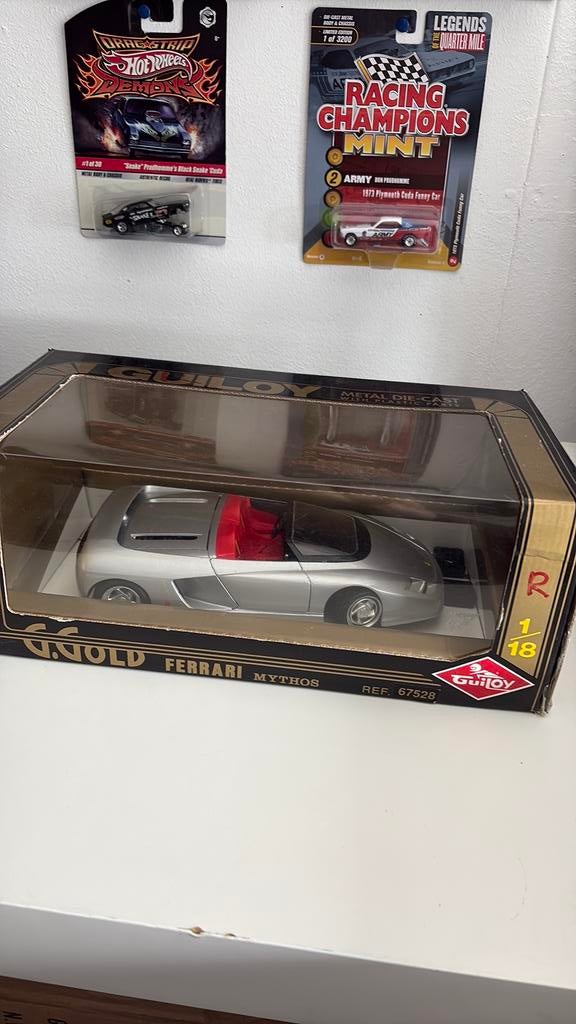 Guiloy Ferrari Mythos 1/18, Hobby en Vrije tijd, Modelauto's | 1:18, Ophalen of Verzenden, Nieuw