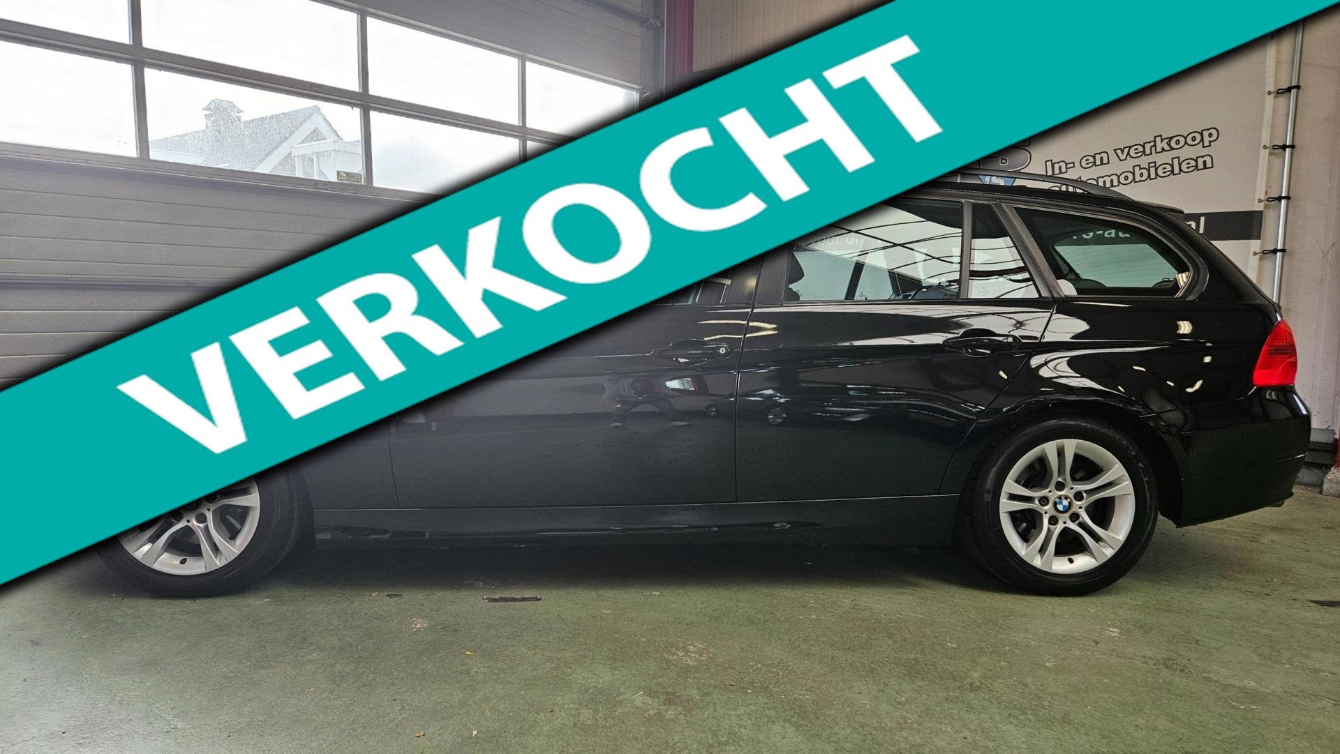 BMW 3-serie Touring 318i Business Line Pdc/Cruise/Clima/Trek, Auto's, Parkeersensor, Achterwielaandrijving, Zwart, Origineel Nederlands
