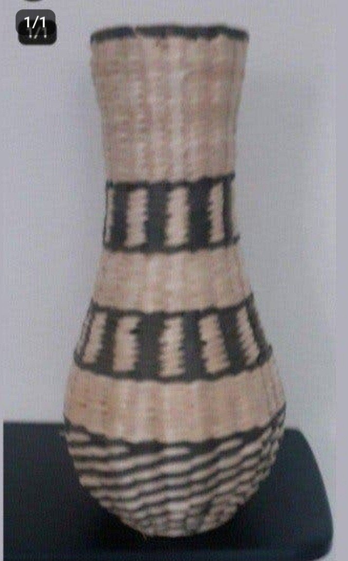 rotan vaas 44cm hoog, Ophalen