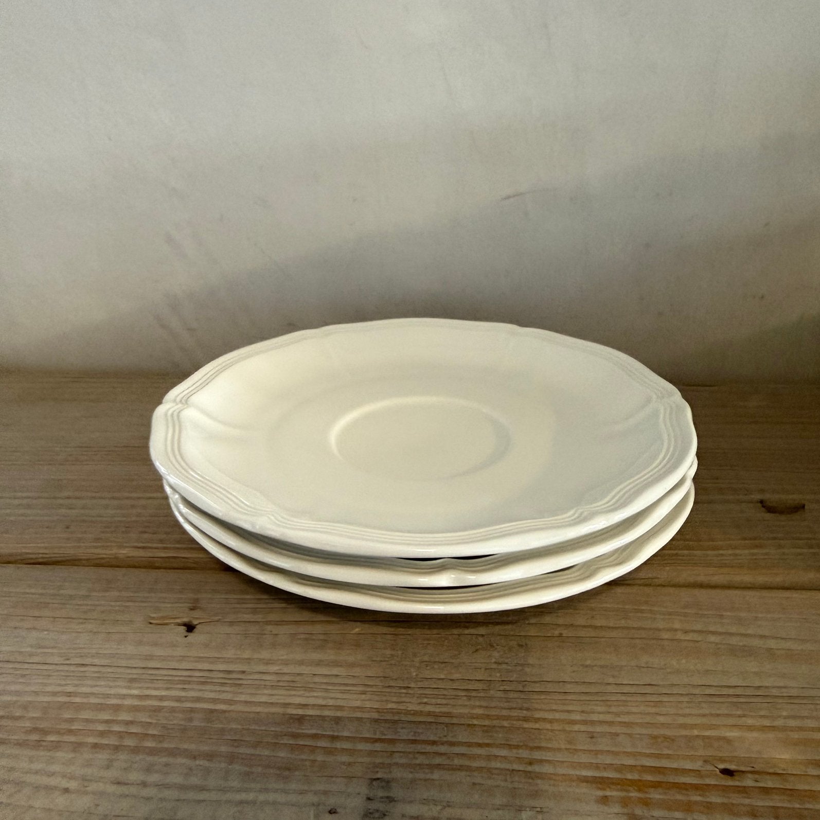 3 x schotel 17 cm Villeroy en Boch MANOIR, Ophalen of Verzenden, Zo goed als nieuw, Overige stijlen, Kop(pen) en/of Schotel(s)