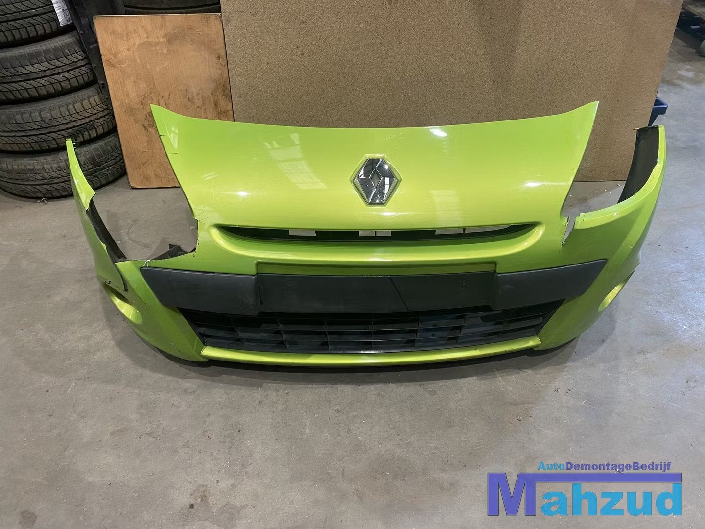 RENAULT CLIO 3 FACELIFT Groen TEDNO TEDN0 Voorbumper, Renault Group, Gebruikt, Contact.group@renault.com, Ophalen of Verzenden