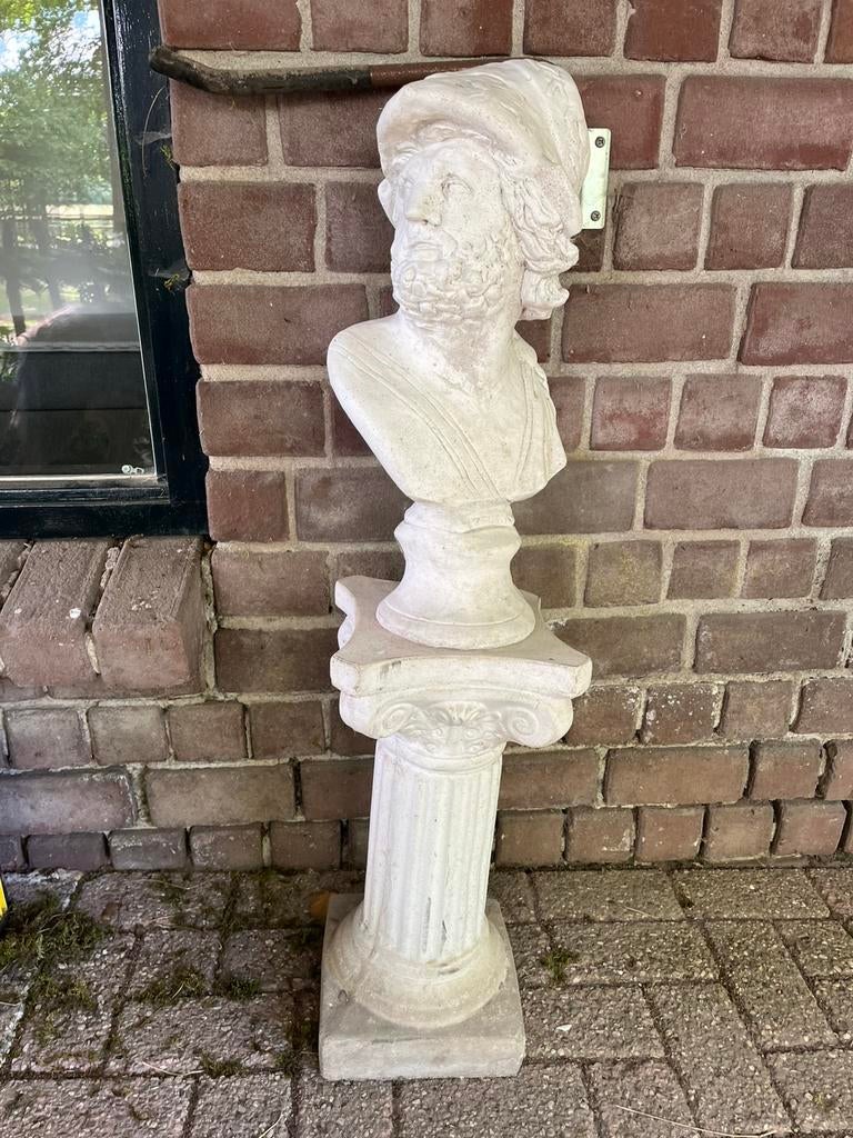 Ajax buste op sokkel, Ophalen, Zo goed als nieuw
