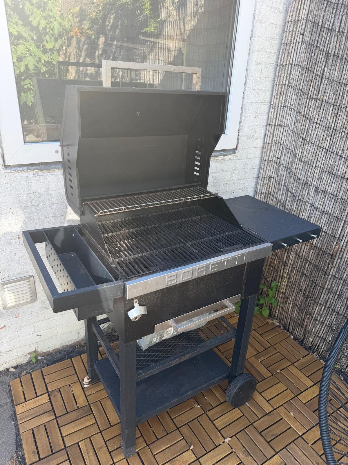 Boretti BBQ ( houtskool ), Tuin en Terras, Ophalen, Gebruikt