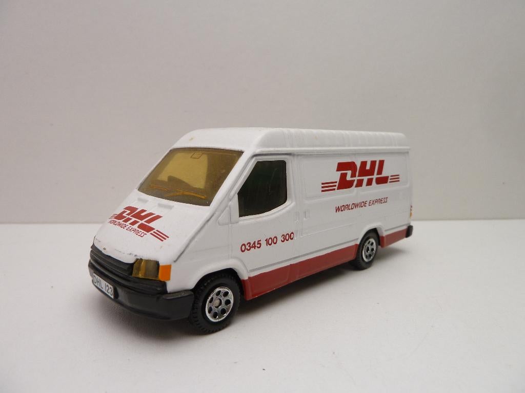 Ford Transit Bus  '' DHL  ''  Corgi, Hobby en Vrije tijd, Modelauto's | 1:43, Ophalen of Verzenden, Gebruikt, Auto, Corgi
