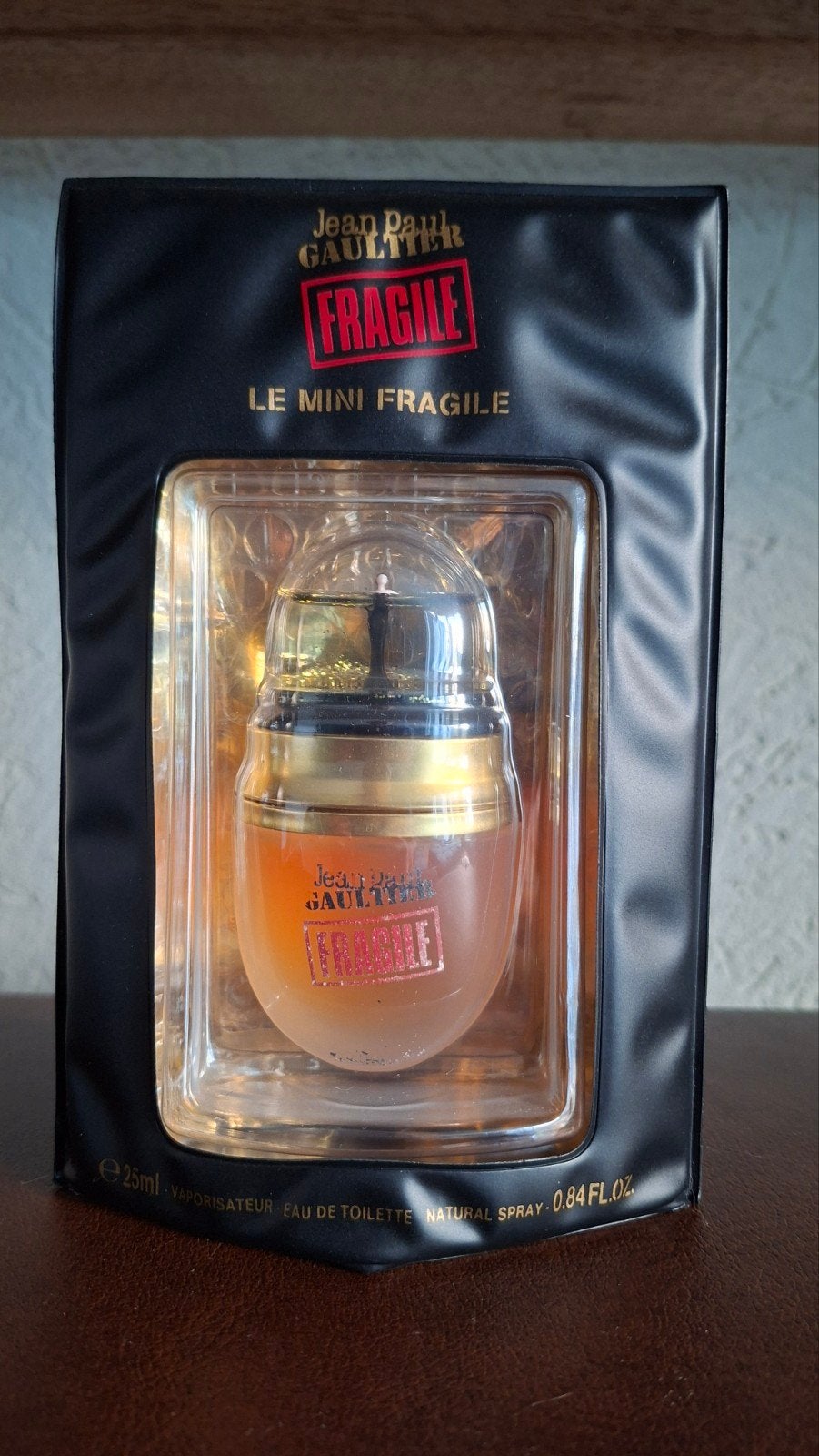 Jean Paul Gaultier 'Le Mini Fragile' collector's item, Ophalen of Verzenden, Nieuw, Parfumfles, Gevuld