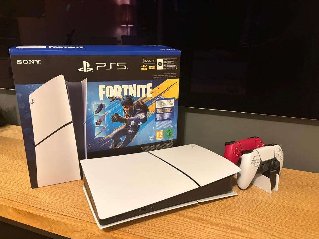 PS5 Digital 825GB | 2 controllers | 20 months warranty, Spelcomputers en Games, Spelcomputers | Sony PlayStation 5, Ophalen, Zo goed als nieuw