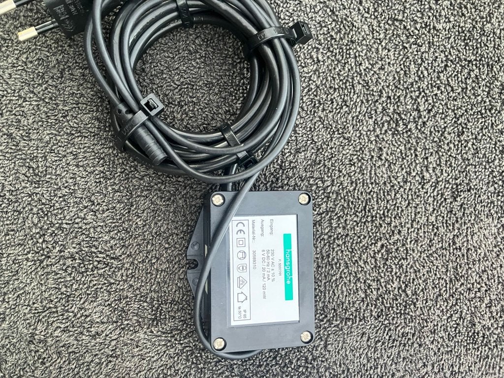 2 stuks elec. wastafelkranen Grohe, voor dubbele wastafel, Ophalen, Zo goed als nieuw, Chroom, Kraan