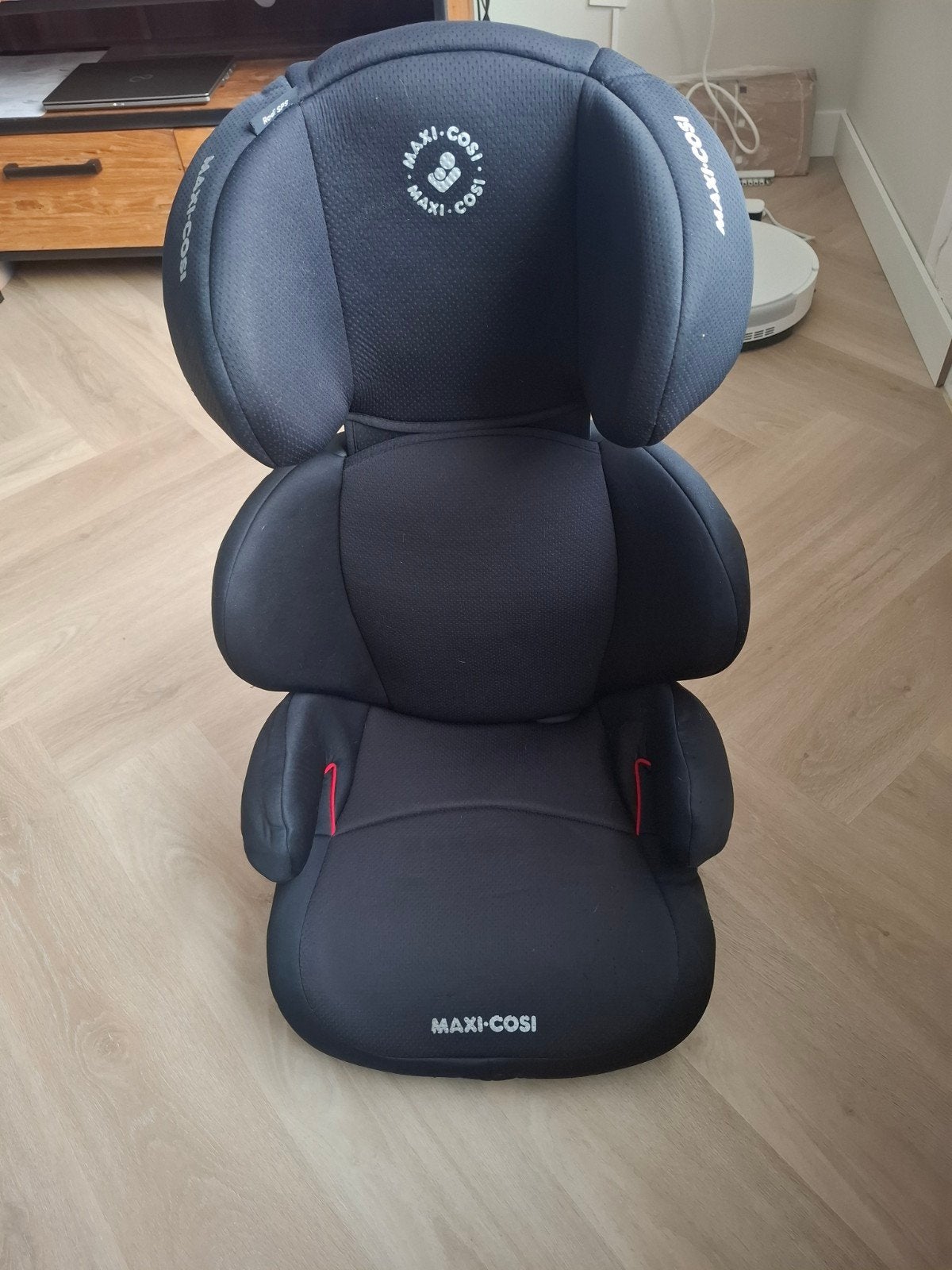 Maxi Cosi Rodi autostoel / stoelverhoger (2 beschikbaar), Ophalen, Autogordel, 15 t/m 36 kg, Zo goed als nieuw