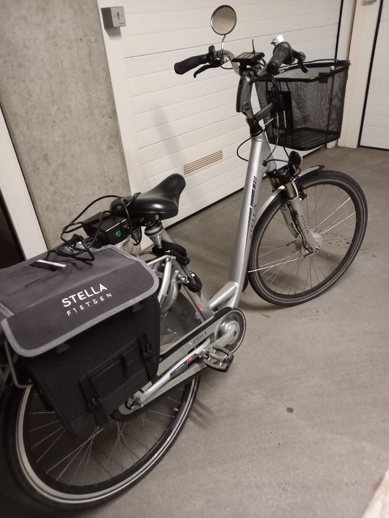 electrische fiets Stella zgan, Fietsen en Brommers, Zo goed als nieuw, 51 tot 55 cm, 50 km per accu of meer, Ophalen