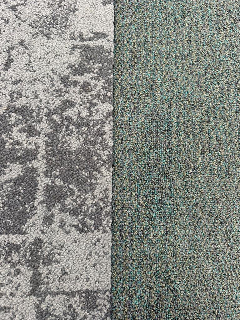 Tapijttegels 50x50 cm blauw/groen, Ophalen, Gebruikt, Q, 75 m² of meer