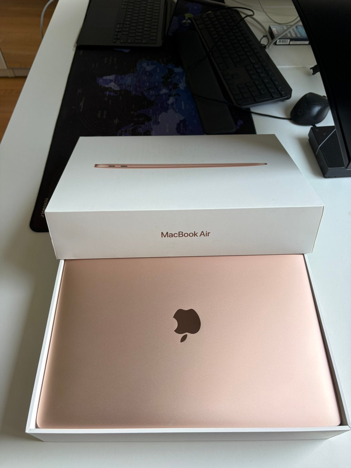 Apple MacBook Air 2020 i3 1,1GHz, 8GB, 256GB SSD Rose, Ophalen, 13 inch, Minder dan 2 Ghz, Zo goed als nieuw