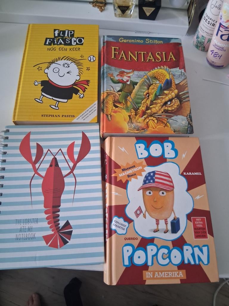 3 leesboeken! En 1 notebook!, Boeken, Ophalen of Verzenden, Gelezen