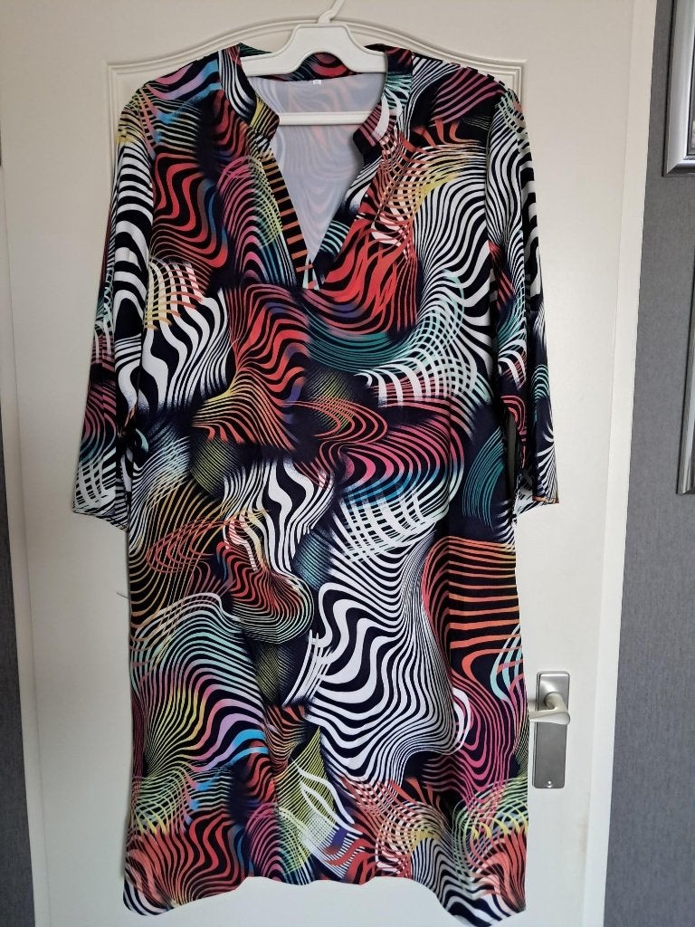 Jurk NIEUW Maat : XXL  44 / 46, Meerkleurig, Maat 46/48 (XL) of groter, Nieuw, Ophalen of Verzenden