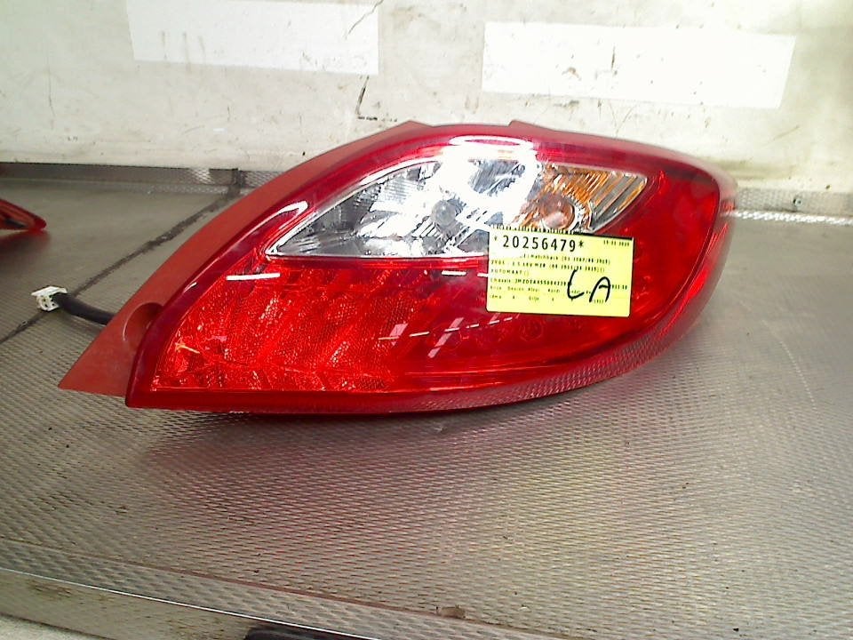 Achterlicht Links Mazda 2 (DE) (2011-06/2015-06) D65151150, Gebruikt, Hitdorfer Straße 73, Leverkusen 51371, , Duitsland, Mazda