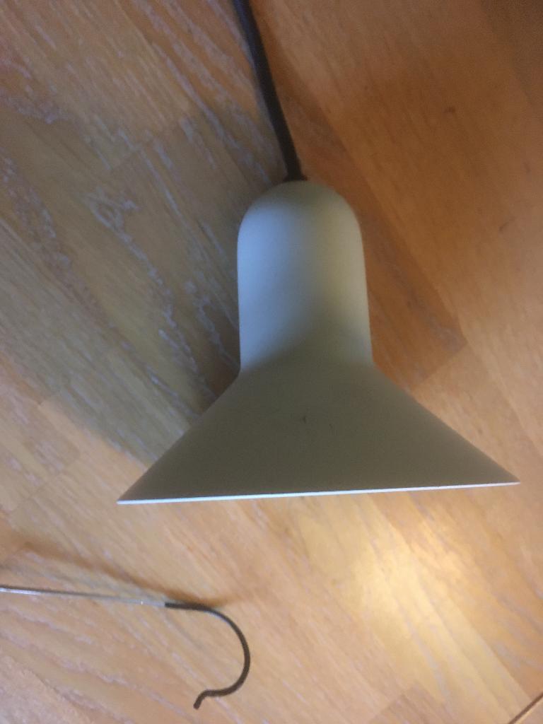 Dansk Design mini hanglamp wit staal, Gebruikt, Ophalen of Verzenden, Metaal, Minder dan 50 cm