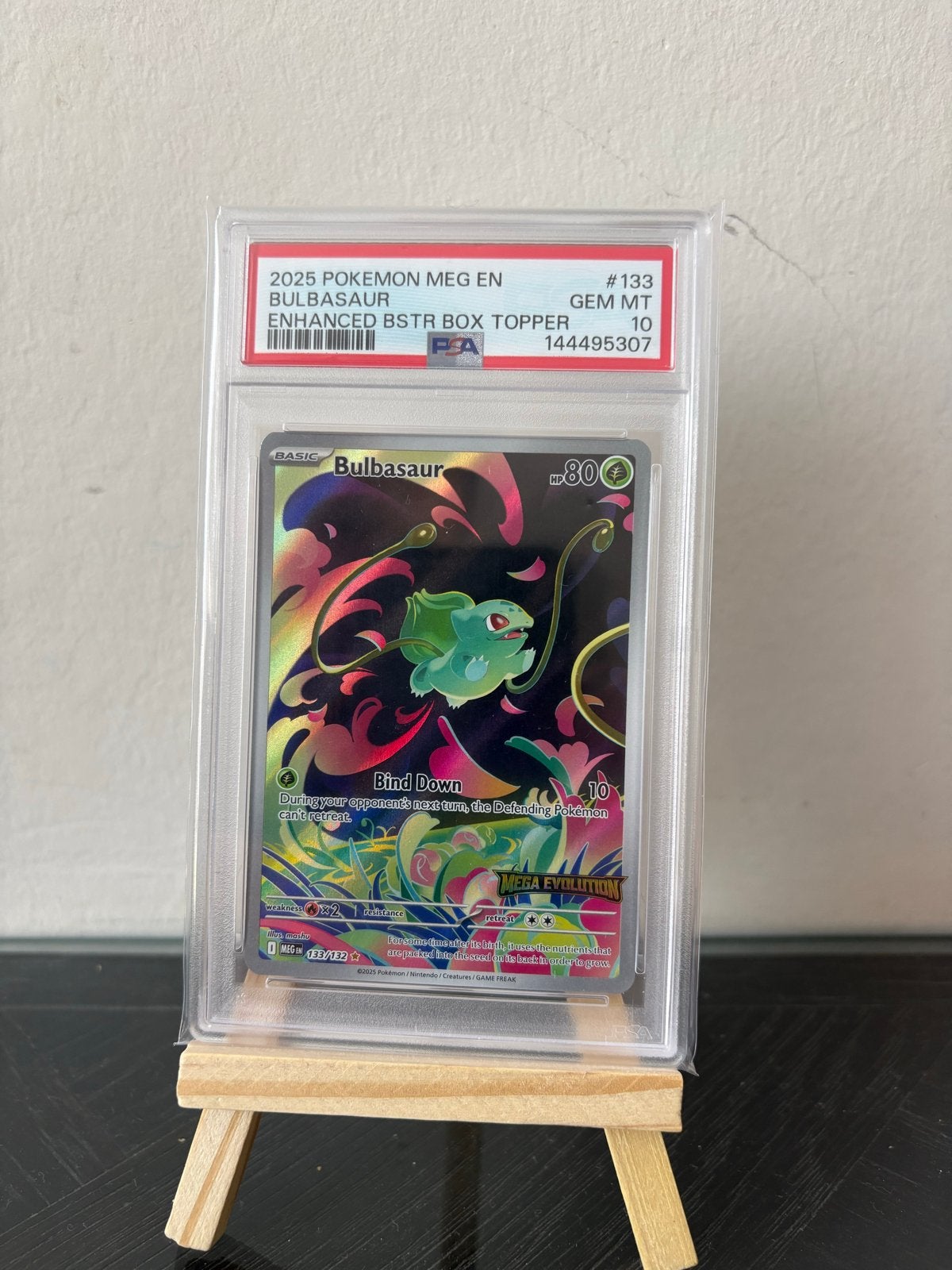 Bulbasaur Stamped #133 PSA 10, Hobby en Vrije tijd, Verzamelkaartspellen | Pokémon, Ophalen of Verzenden, Nieuw, Losse kaart