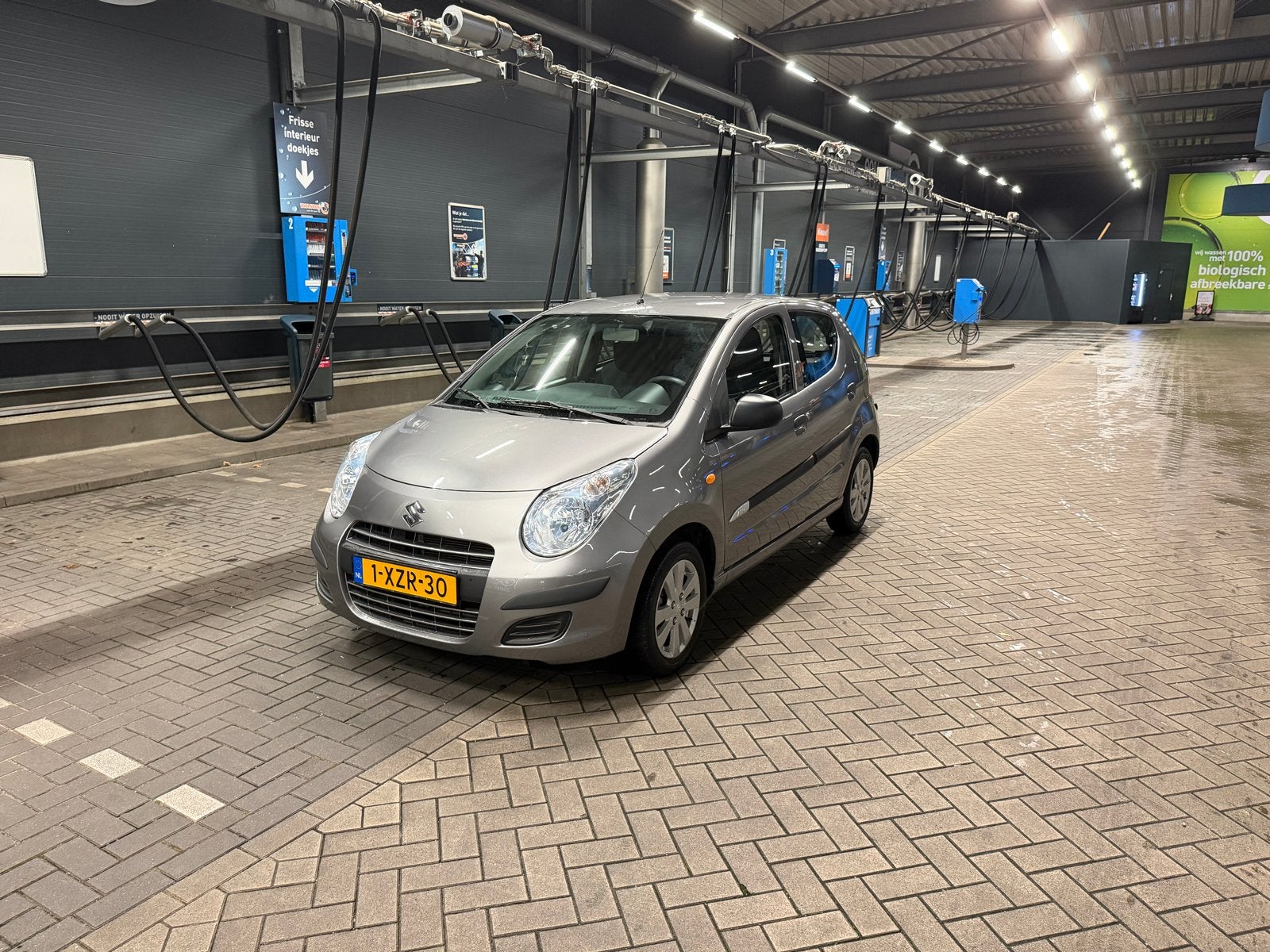 Suzuki Alto Celebration 1.0 2014 Grijs, Voorwielaandrijving, Stof, 200 kg, 4 cilinders
