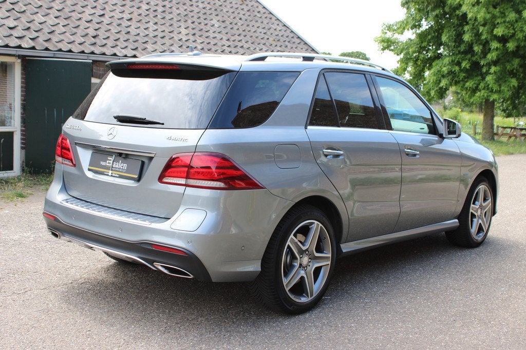 Mercedes-Benz GLE 500 e 4MATIC AMG Sport Edition LEER COMAND, Auto's, Mercedes-Benz, Automaat, Gebruikt, 2000 kg, GLE