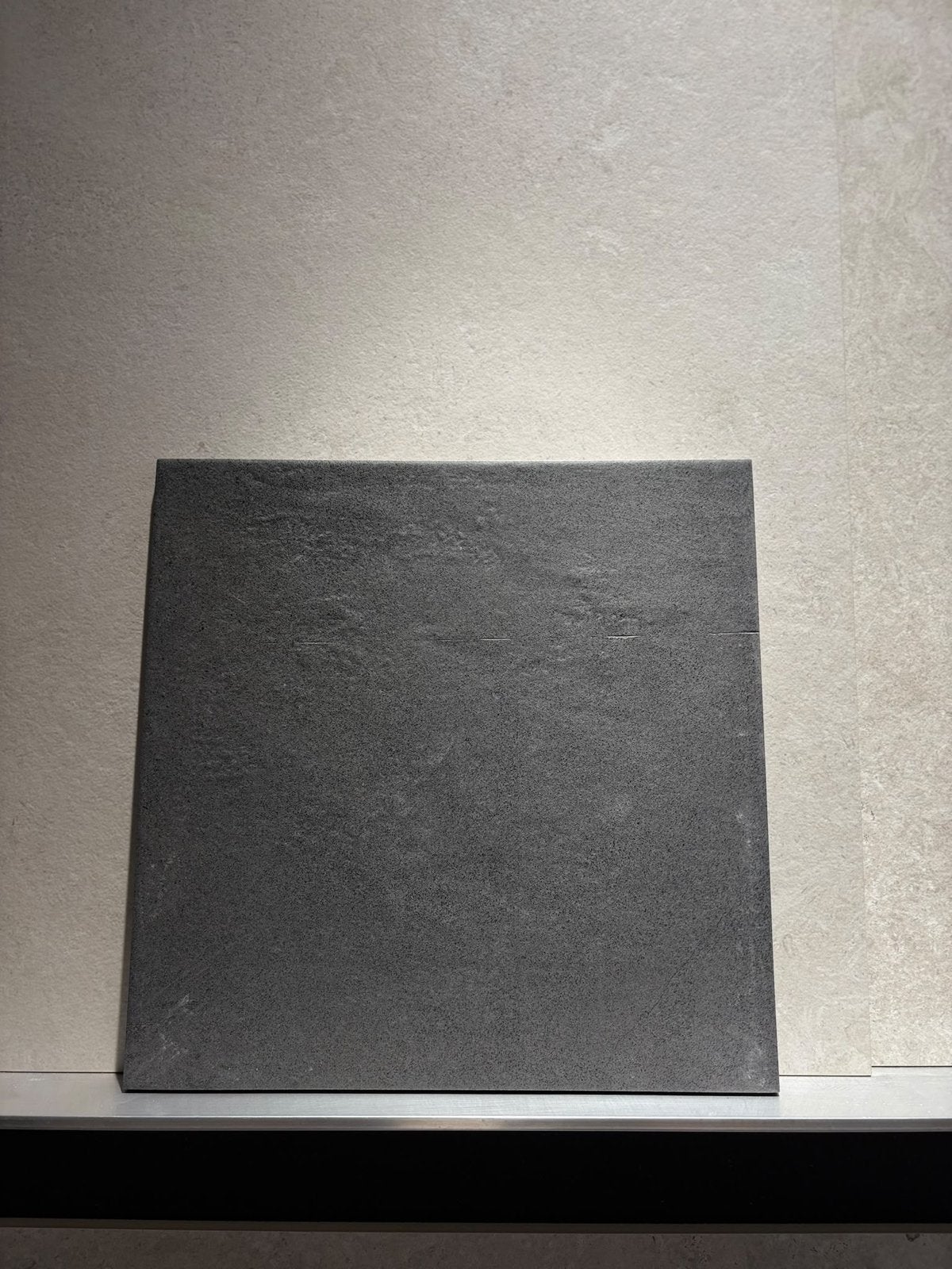 Restant partij antraciet tegels 30x30 cm - 5m², Ophalen, Keramiek, Nieuw, 5 tot 10 m²