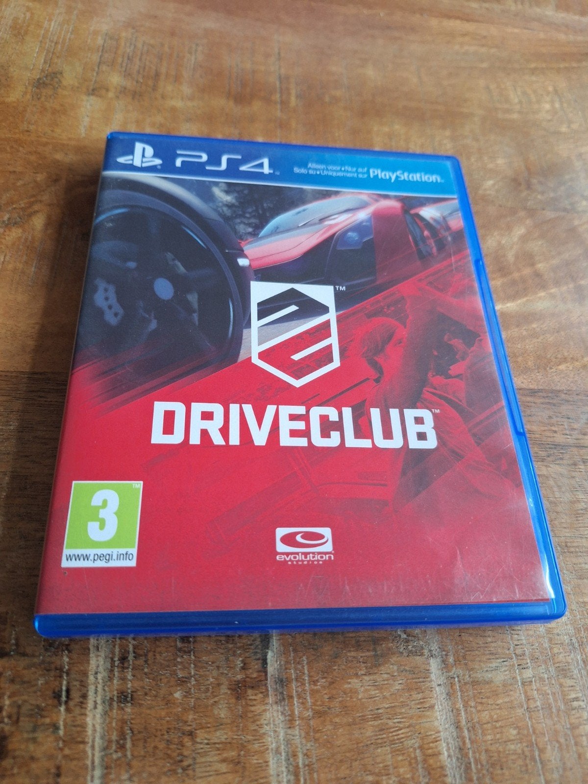 Driveclub PS4 - Racegame voor PlayStation 4, Online, Gebruikt, 1 speler, Racen en Vliegen