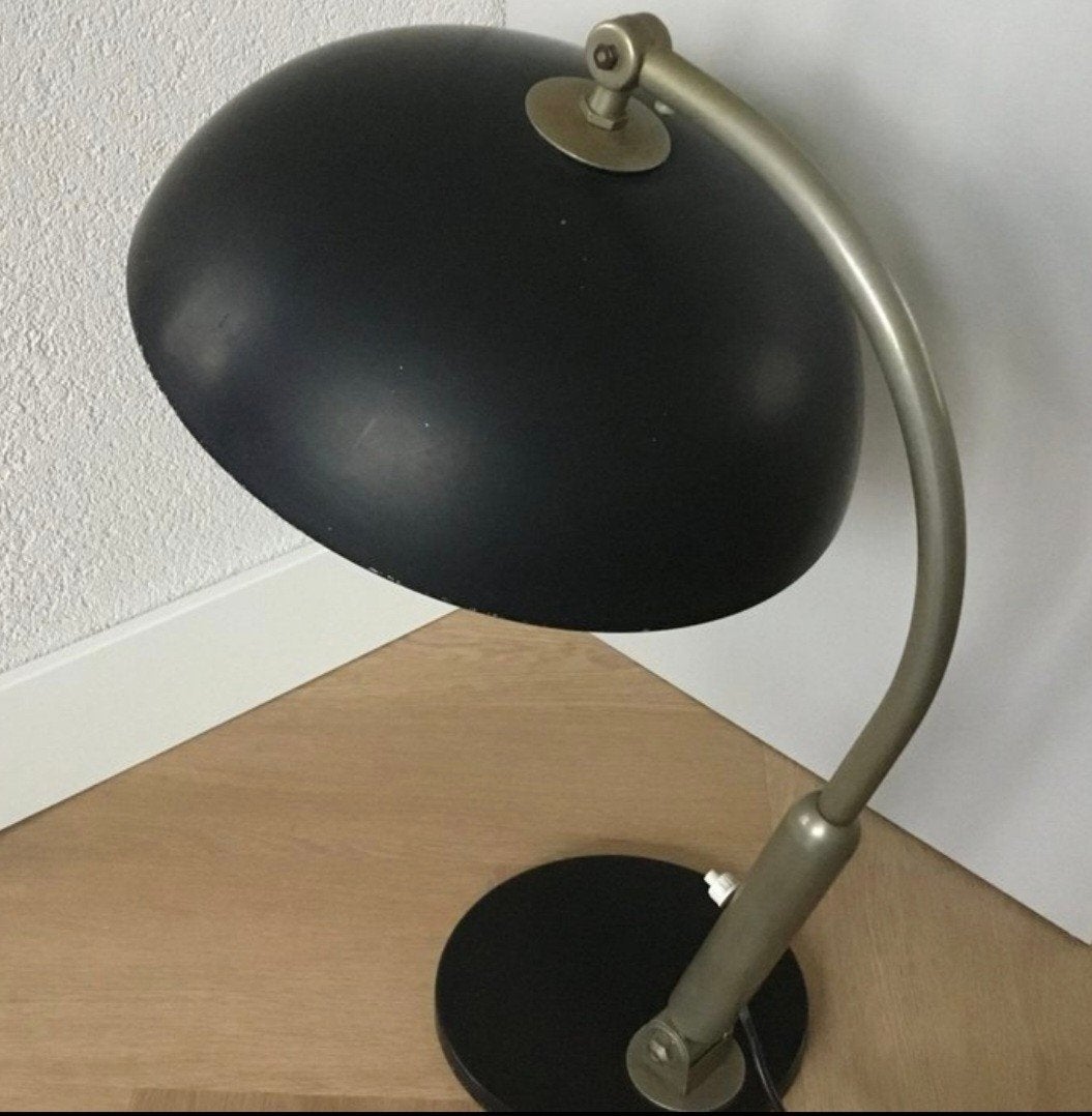 Hala zeist lamp, Ophalen