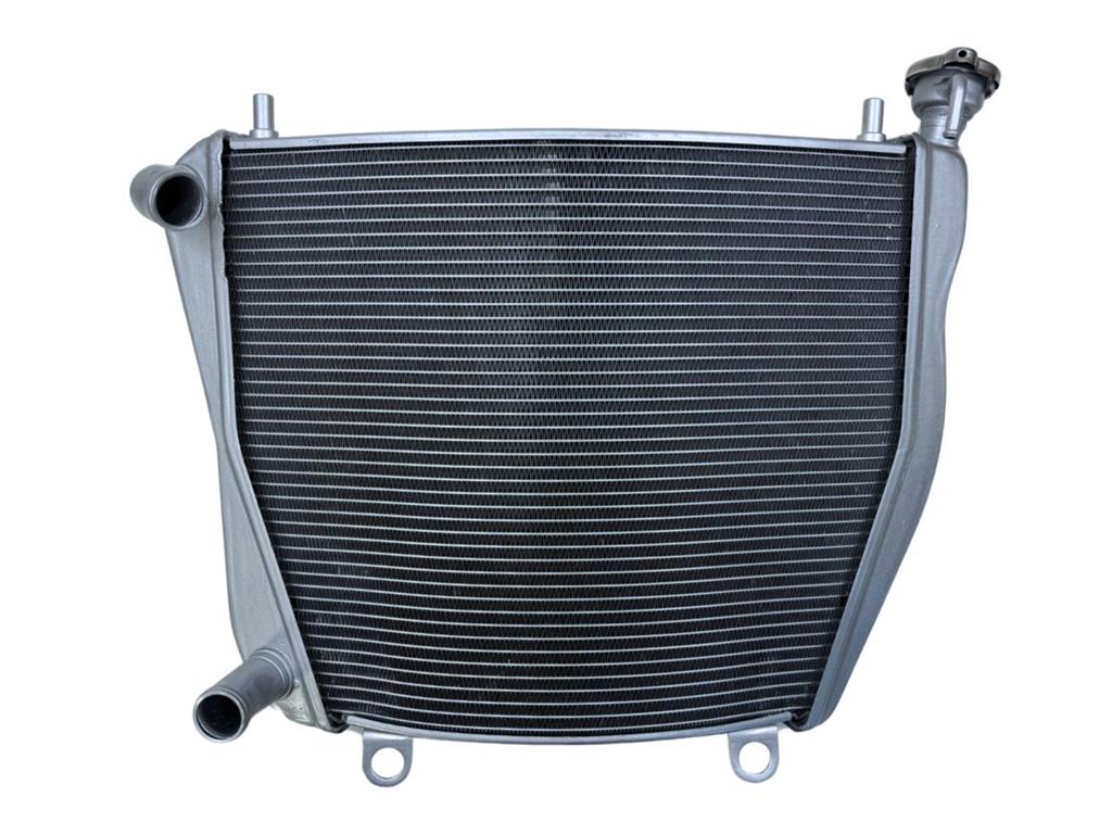 Radiateur Ducati Streetfighter V4 (V4S) 2020-2022 54812531A, Cama Motorparts, Gebruikt, Info@cama-motorparts.nl, P.J. Troelstraweg 8, MAASSLUIS 3144 CX, Zuid Holland, , Nederland