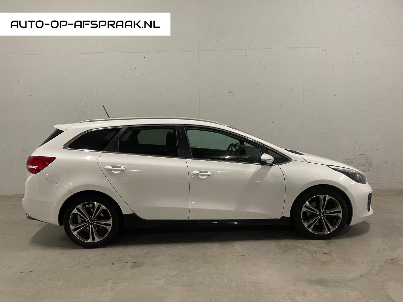 Kia Cee'd Sportswagon 1.6 CRDi GT-Line Camera Navi Stoelv. t, Auto's, Kia, Bedrijf, Te koop, (Pro) Cee d, ABS, Achteruitrijcamera