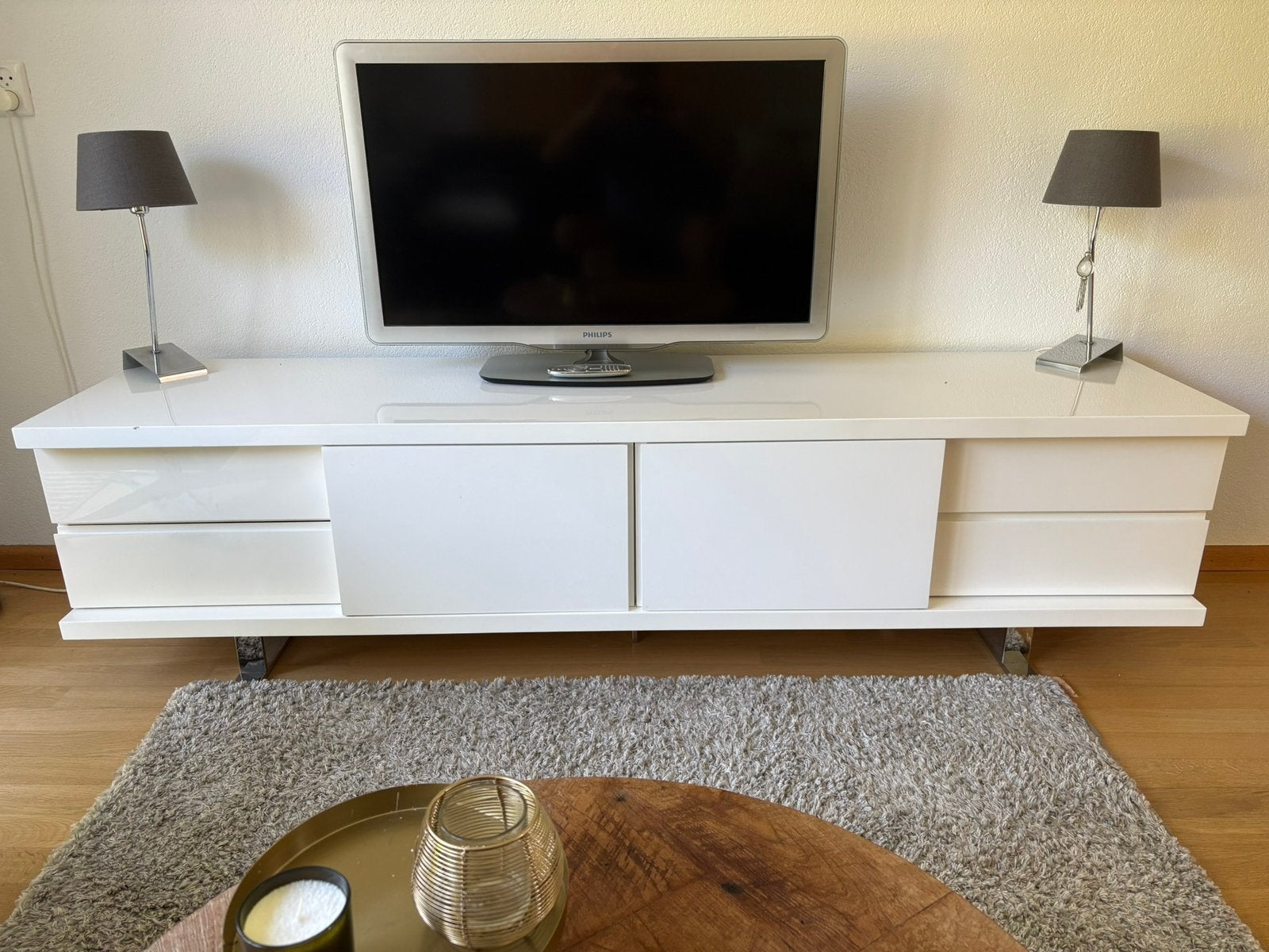 Witte televisie kast, Ophalen, Minder dan 50 cm, Gebruikt, Minder dan 100 cm
