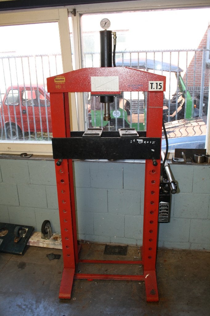 Werkplaatspers  / Lagerpers  15 ton  werther international, Ophalen, Italie, Gebruikt, Info@werther.com