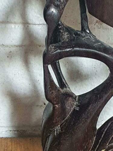 Houtsnijwerk indonesië vogel voert jong, Antiek en Kunst, Ophalen