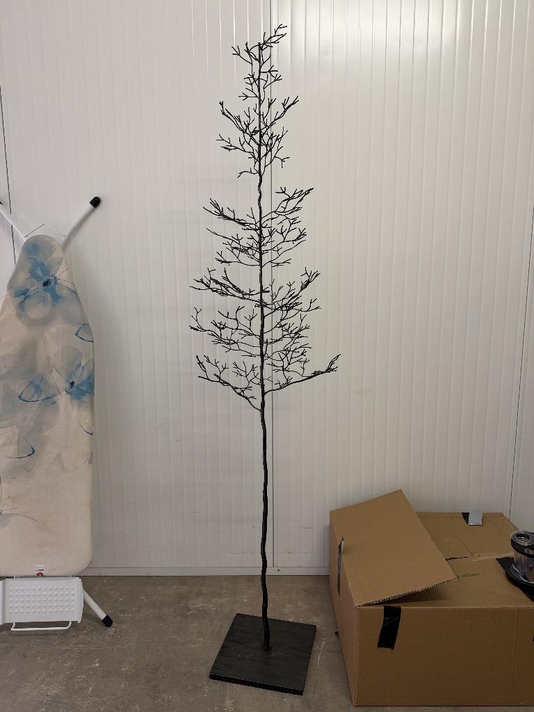 Prachtige metalen boom als woon decoratie, Ophalen, Gebruikt