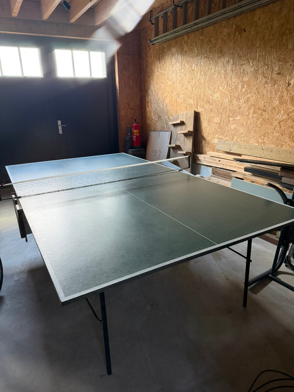 Inklapbare tafeltennis en verrijdbaar, Ophalen, Gebruikt, Net, Batje(s) of Balletje(s), Inklapbaar
