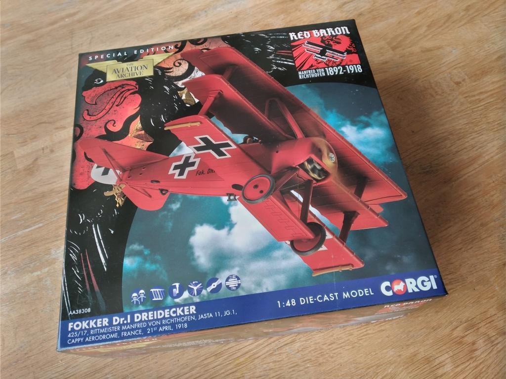 Corgi AA38308 Fokker DR.l  1/48, Ophalen of Verzenden, Nieuw, Schaalmodel