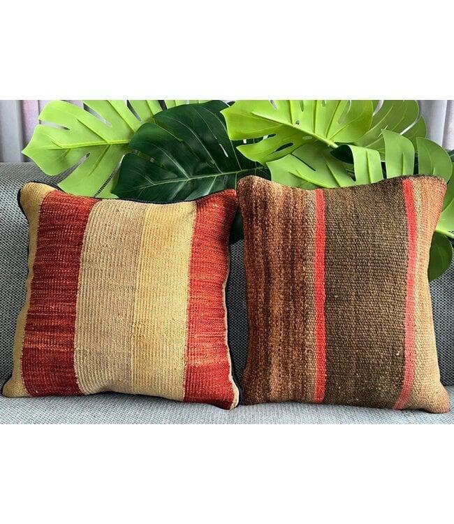 2 Kelim Kussens 45x45 cm met Vulling, Ophalen of Verzenden, Zo goed als nieuw, Bruin, Vierkant